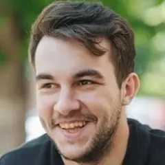 Dubai Wealth Secret-reviews-Tom Hargrove